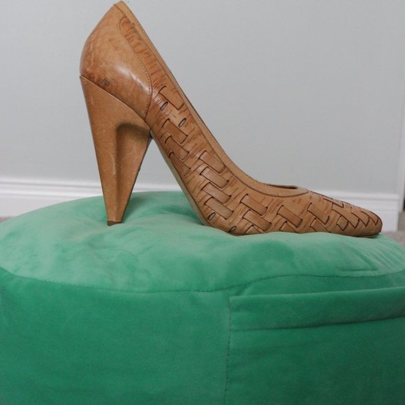 🌏 Cavallini - Rare Basket weave Italian Leather Heels Pumps - Size 40 / 10 US - Picture 6 of 9
